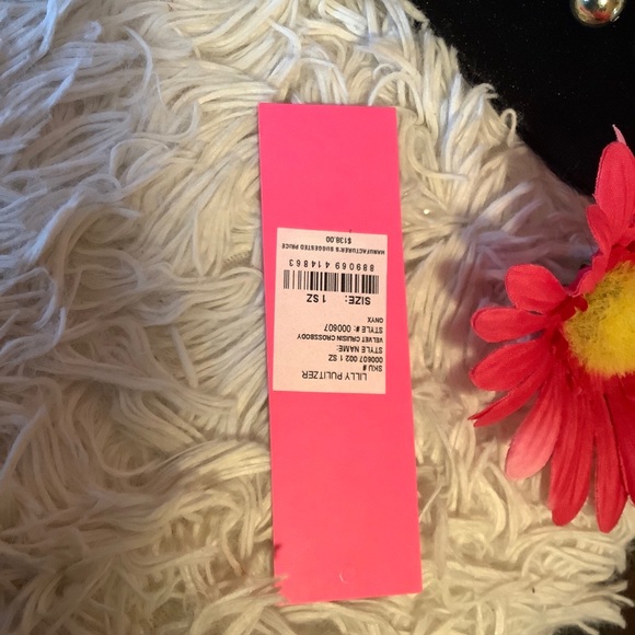 Lilly Pulitzer - Velvet Crusin Crossbody - ONYX - Picture 4 of 7